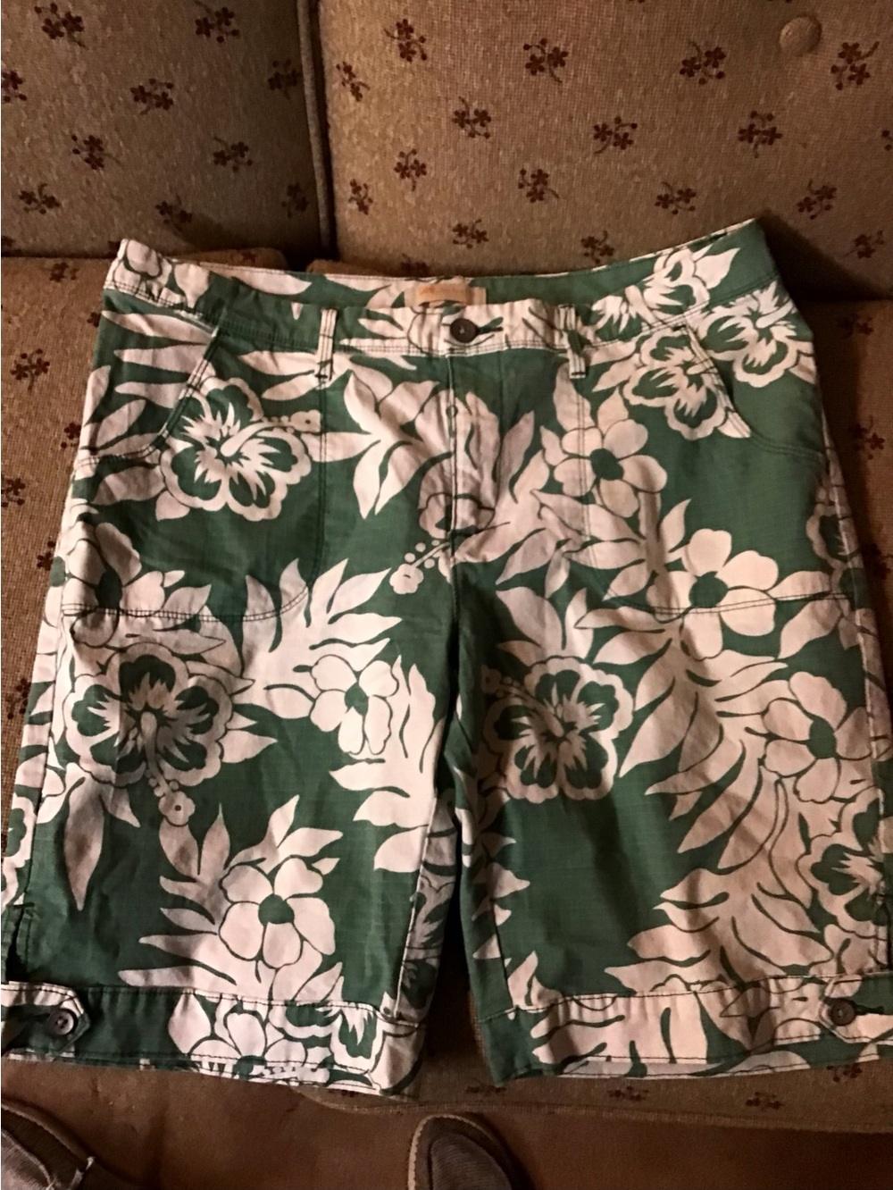 Lee Green and White Floral Cargo Shorts